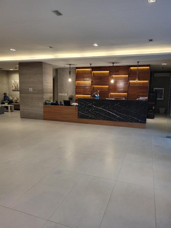Modern & Comfy Studio - Steps From Ayala Mall, Cebu City Esterno foto